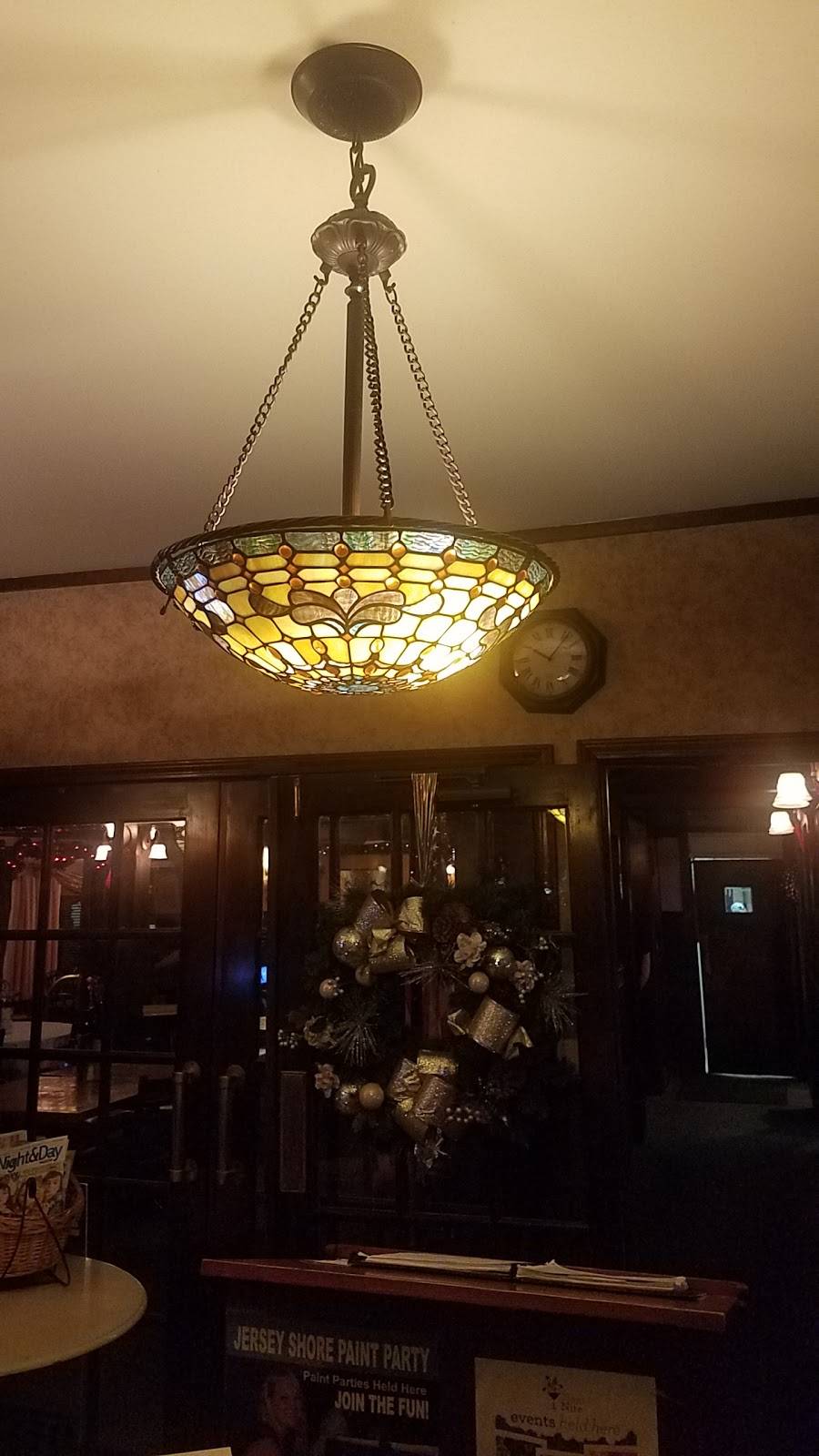 Lamp Post Inn | restaurant | 276 Atlantic City Blvd, Pine Beach, NJ 08741, USA | 7322402211 OR +1 732-240-2211