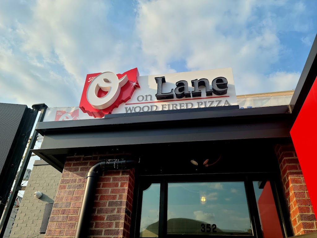 The O on Lane | restaurant | 352 W Lane Ave, Columbus, OH 43201, USA | 6147452005 OR +1 614-745-2005