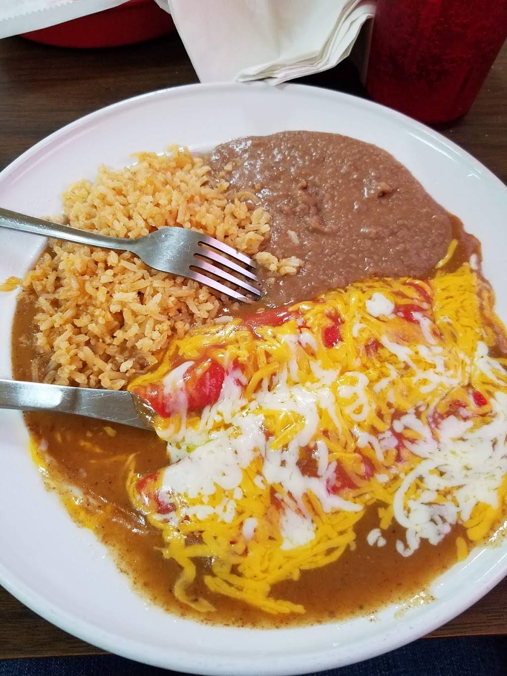 La Cocina | restaurant | 802 N Zarzamora St, San Antonio, TX 78207, USA | 2104322553 OR +1 210-432-2553
