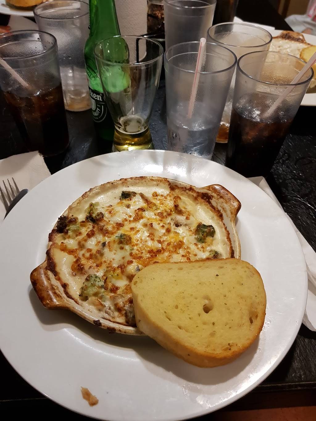 Pizza Hut | meal takeaway | 7060 International Dr, Orlando, FL 32819, USA | 4073510005 OR +1 407-351-0005