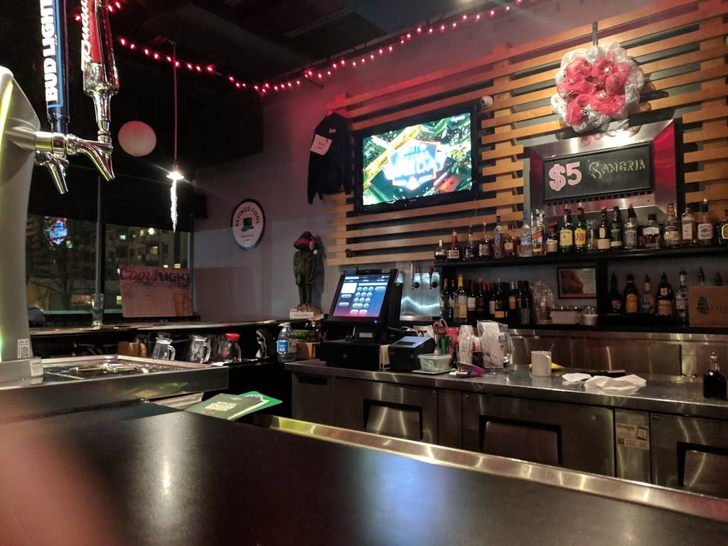 Lizards Bar & Grill | restaurant | 785 Exmouth St, Sarnia, ON N7T 5P7, Canada | 5194912060 OR +1 519-491-2060