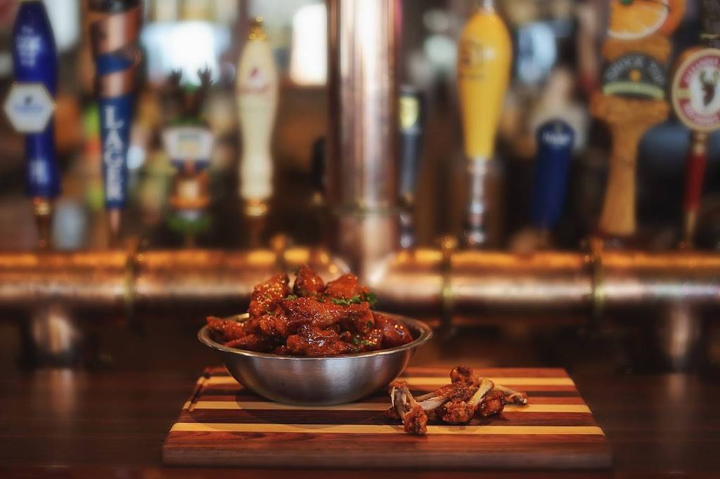 OConnell - Pub Irlandais | restaurant | 19 Boulevard des Bois Francs S, Victoriaville, QC G6P 4S2, Canada | 8197587176 OR +1 819-758-7176