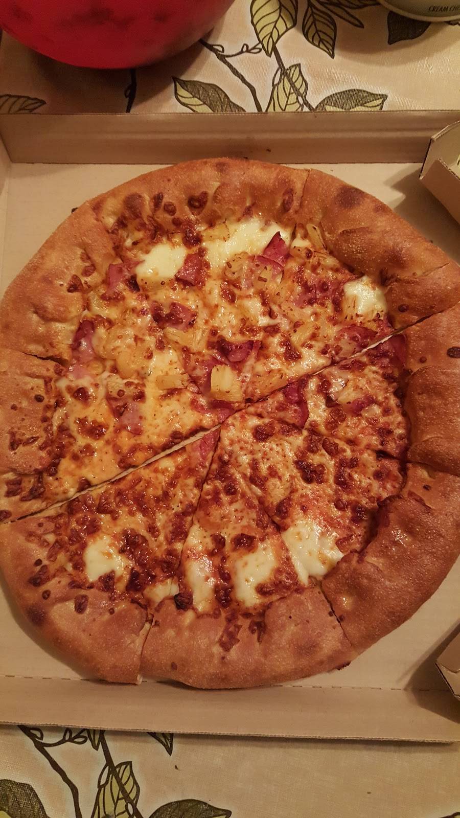 Pizza Hut | restaurant | 4830 Rosecrans Ave, Hawthorne, CA 90250, USA | 3109788100 OR +1 310-978-8100