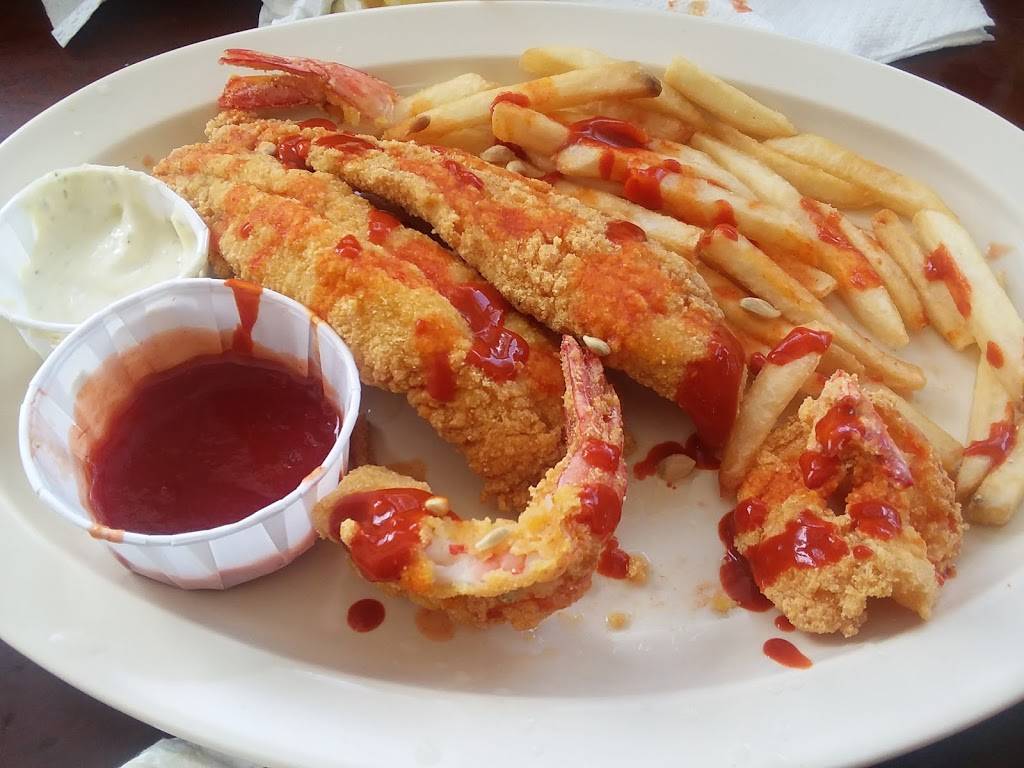 Captain Toms Seafood & Oyster | restaurant | 13955 East Fwy, Houston, TX 77015, USA | 7134513700 OR +1 713-451-3700