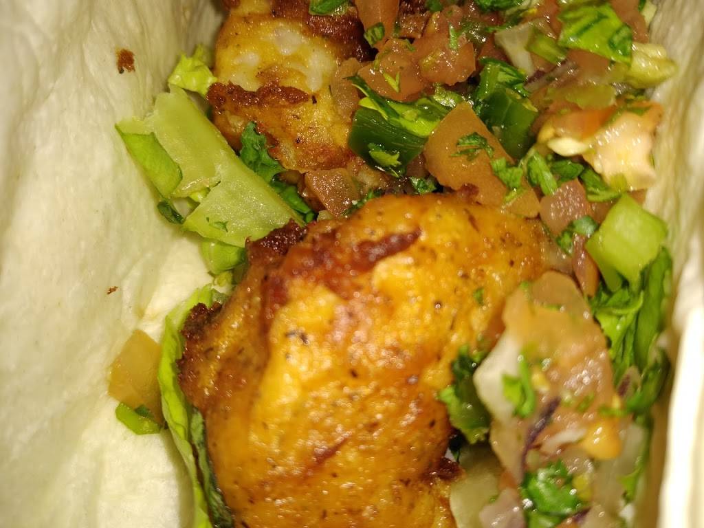 Eat Fish Restaurant | restaurant | 3896 Main St, Bridgeport, CT 06606, USA | 2037249000 OR +1 203-724-9000