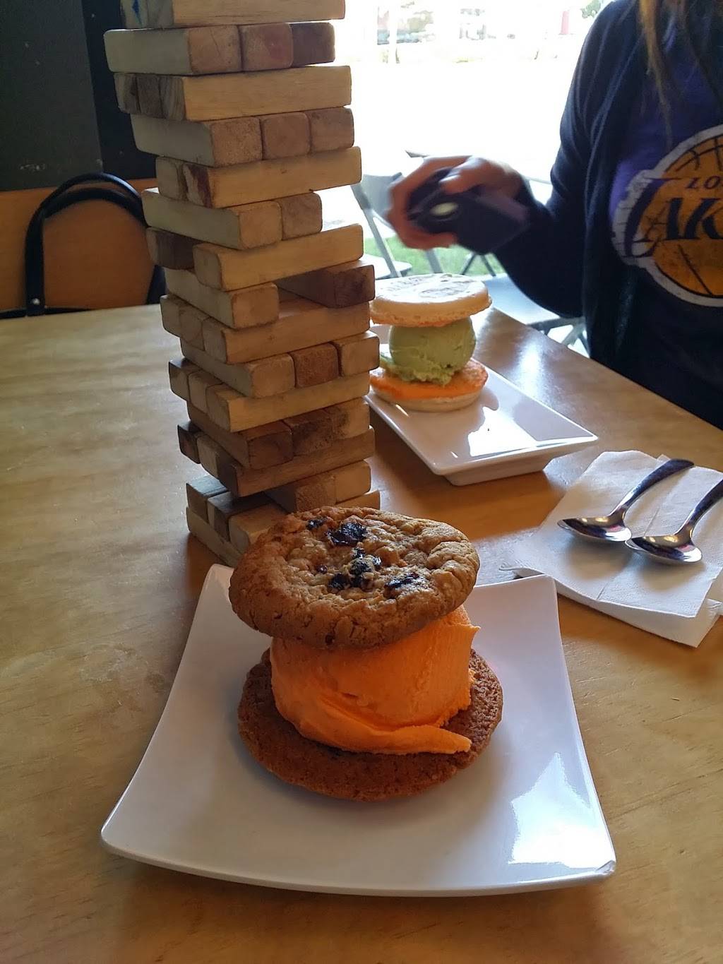 Ice Monster | restaurant | 2230 Oak Grove Rd, Walnut Creek, CA 94598, USA | 9259888022 OR +1 925-988-8022