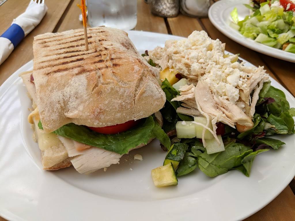 MATTHEWS GARDEN CAFE | cafe | 859 N Swarthmore Ave, Pacific Palisades, CA 90272, USA | 3105739777 OR +1 310-573-9777