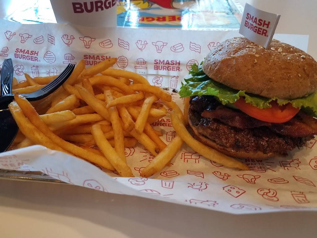 Smashburger | restaurant | 983 Port Washington Blvd, Port Washington, NY 11050, USA | 5164394736 OR +1 516-439-4736