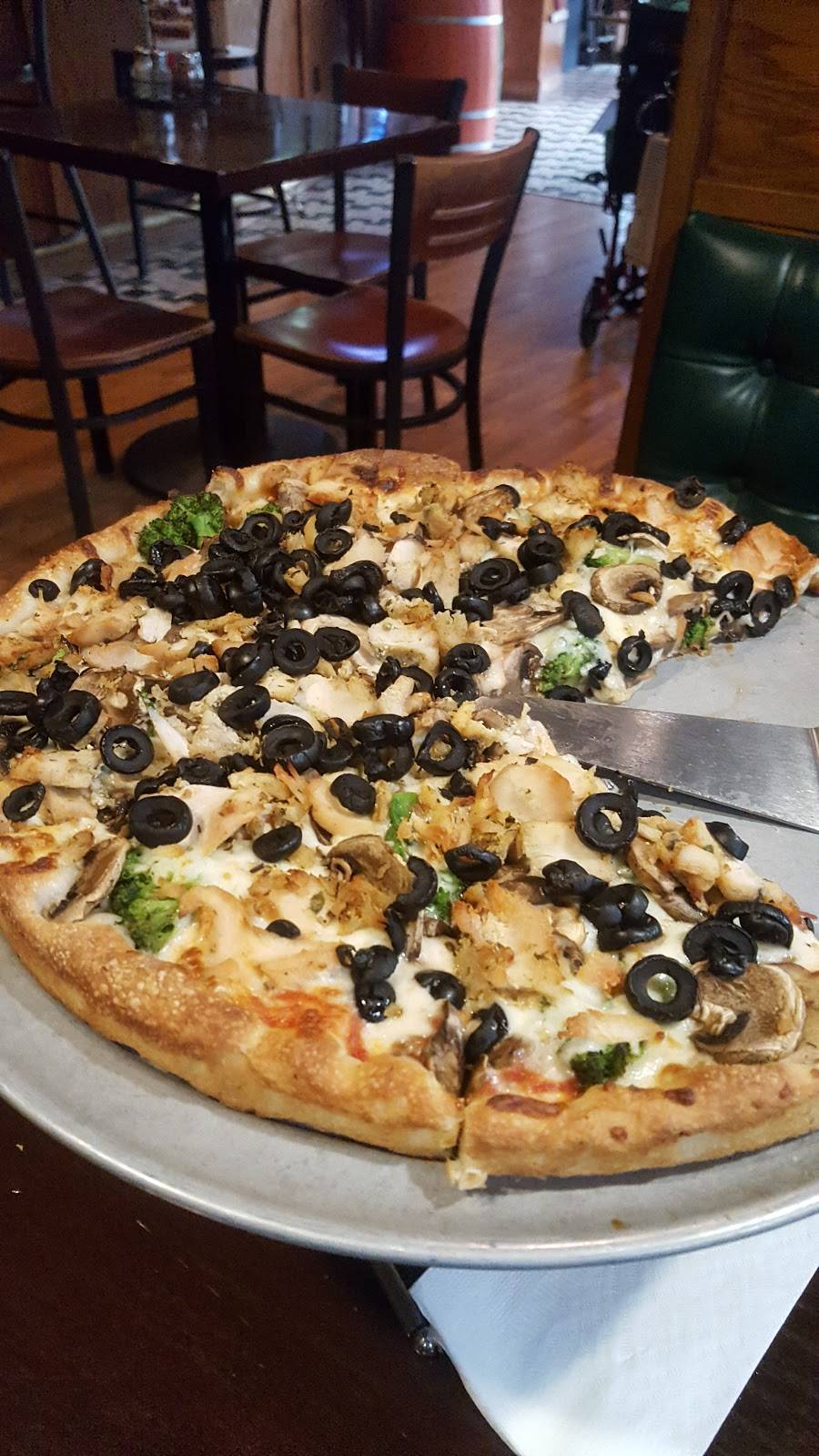 Mystic Pizza II | meal takeaway | 209 Providence-New London Turnpike, North Stonington, CT 06359, USA | 8605993111 OR +1 860-599-3111