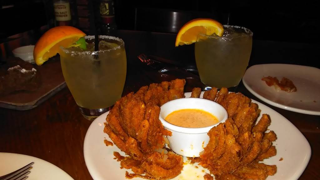 Outback Steakhouse | restaurant | 2410 SE Tones Dr, Ankeny, IA 50021, USA | 5159631243 OR +1 515-963-1243