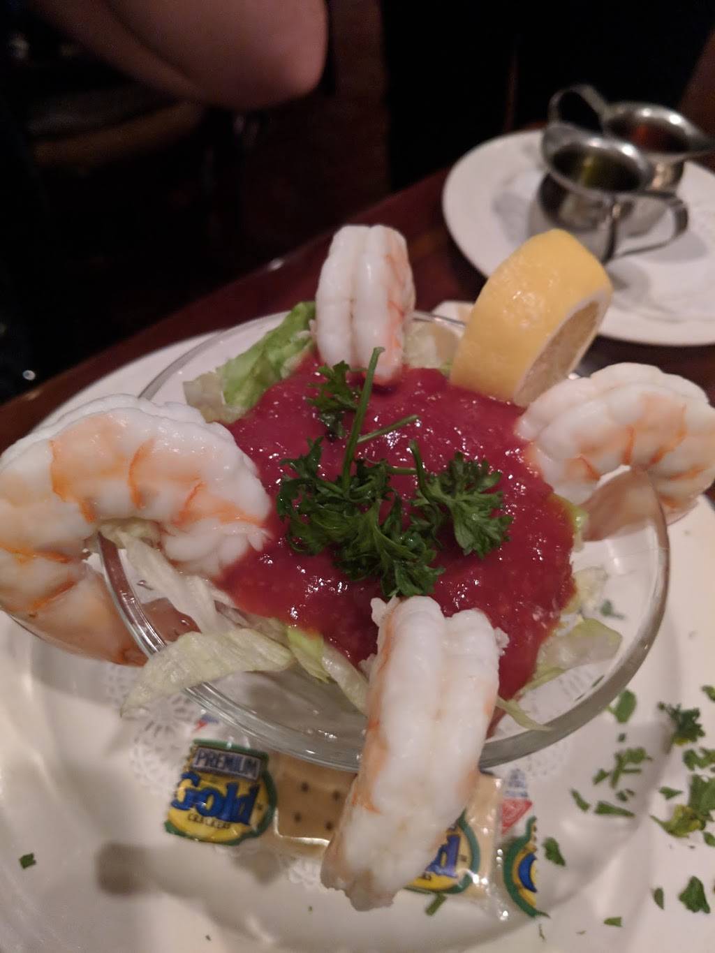 Trips Restaurant | restaurant | 348 Hope St, Stamford, CT 06906, USA | 2033242600 OR +1 203-324-2600