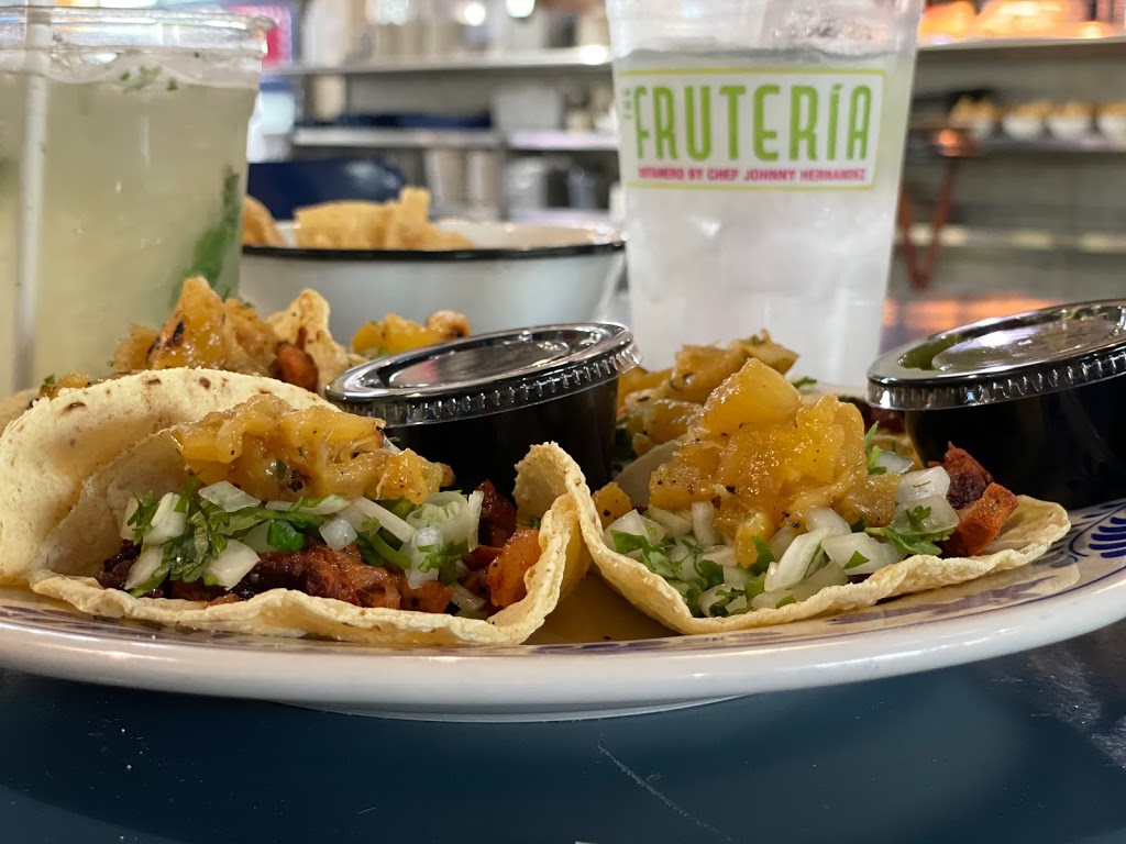 La Gloria | restaurant | 100 E Grayson St, San Antonio, TX 78215, USA | 2102679040 OR +1 210-267-9040