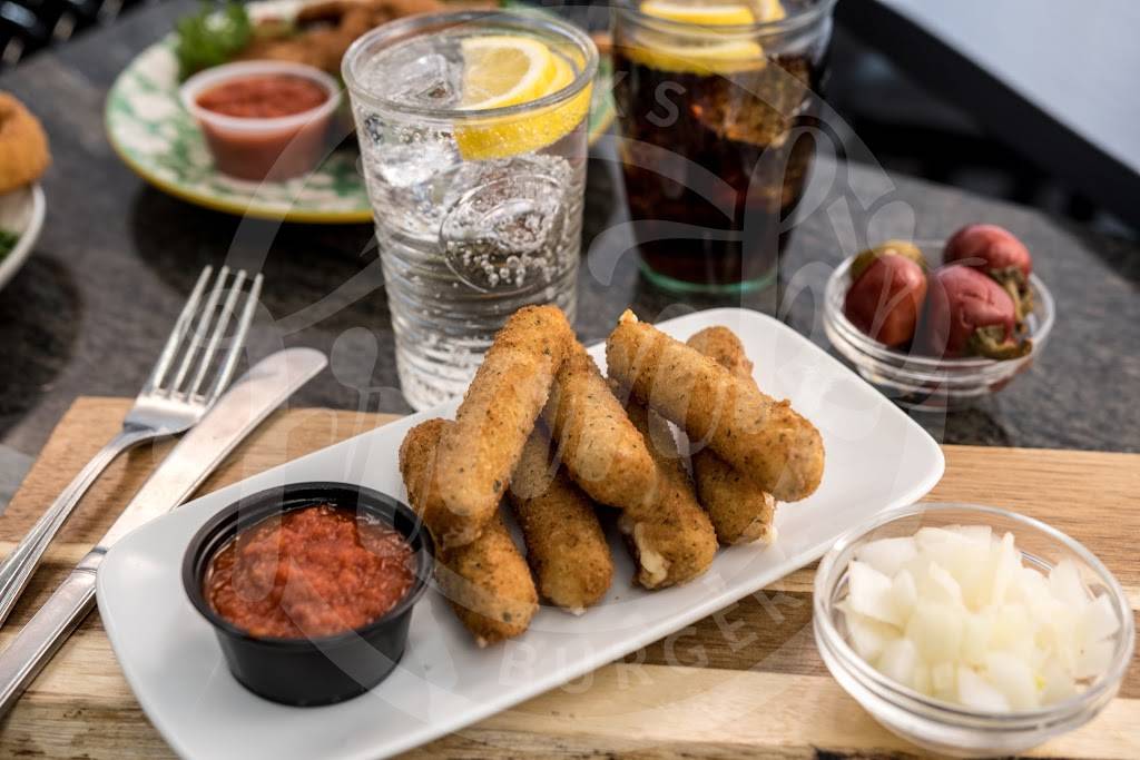 Franks Steaks & Burgers | restaurant | 7161 Frankford Ave, Philadelphia, PA 19135, USA | 2153302500 OR +1 215-330-2500