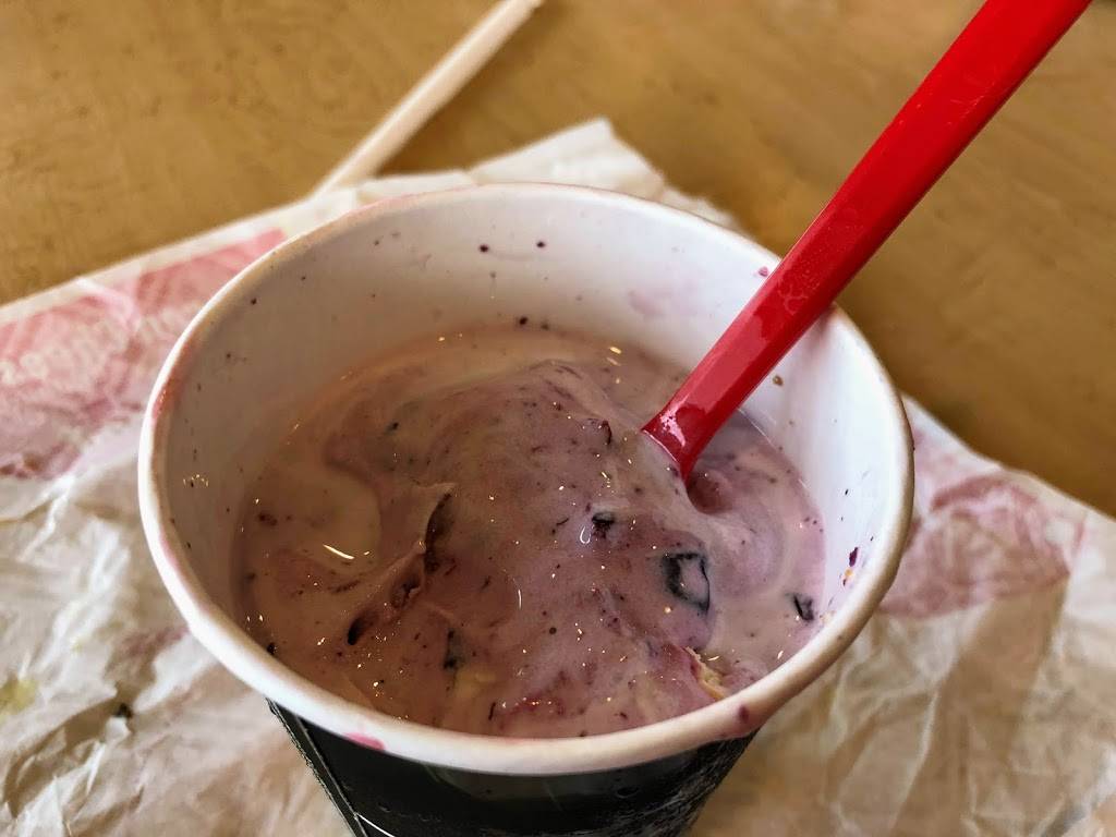 Dairy Queen Grill & Chill | restaurant | 720 W Washington St, Sequim, WA 98382, USA | 3606810250 OR +1 360-681-0250