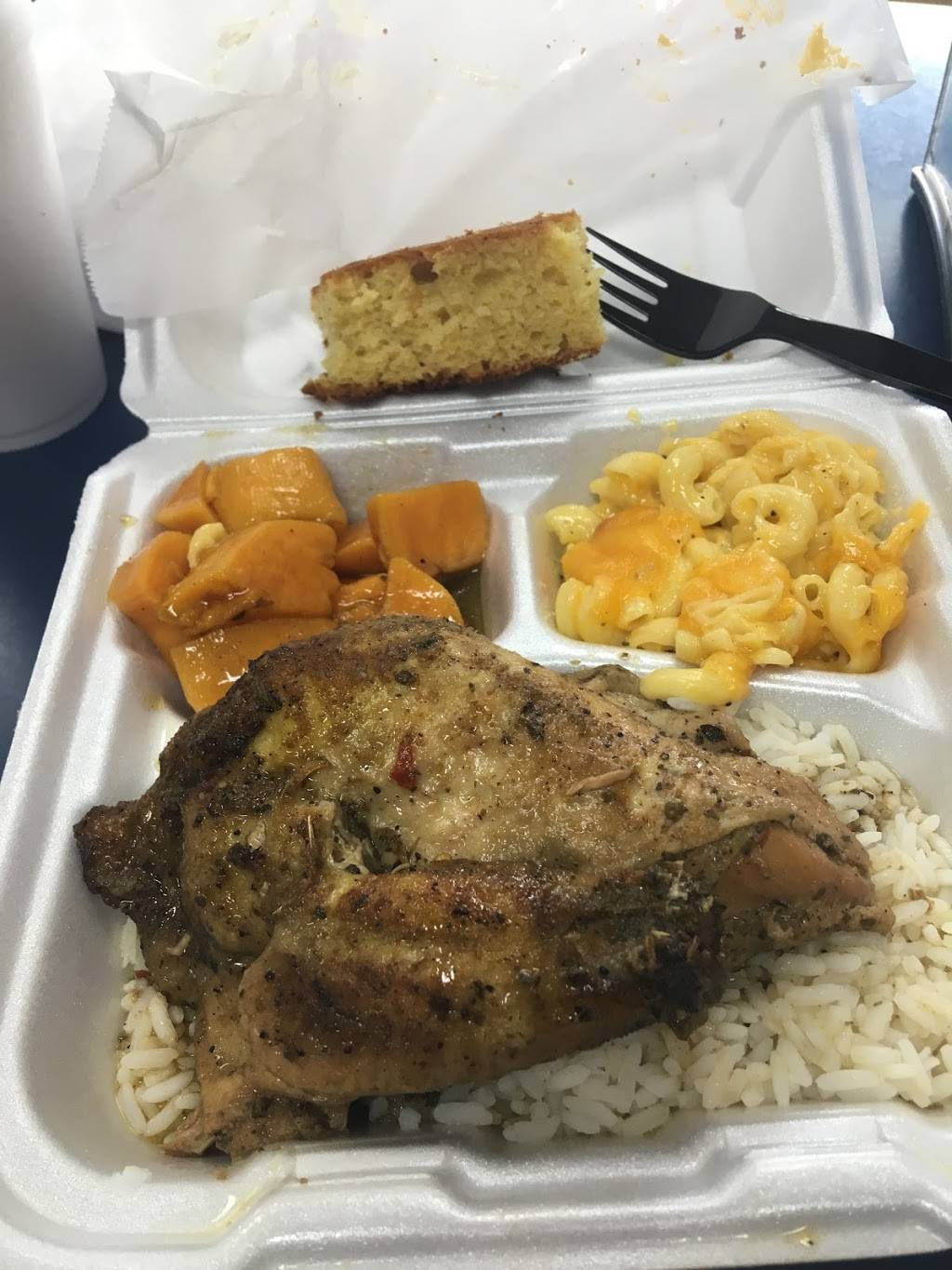 Walters Soul Food Cafe | restaurant | 394 Cleveland Ave SW, Atlanta, GA 30315, USA | 4047610001 OR +1 404-761-0001