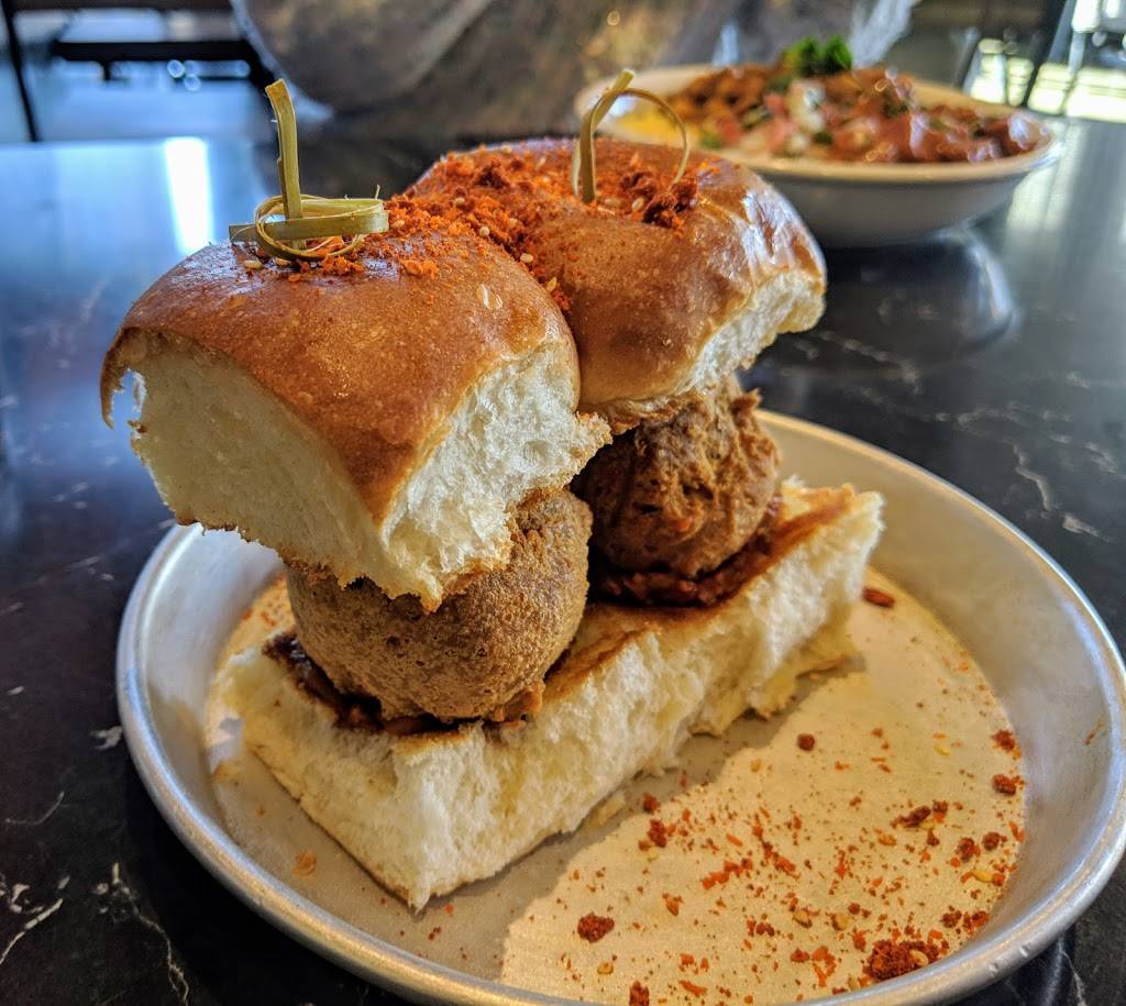 Curry Up Now | restaurant | 3250 Zanker Rd #30, San Jose, CA 95134, USA | 4087703541 OR +1 408-770-3541