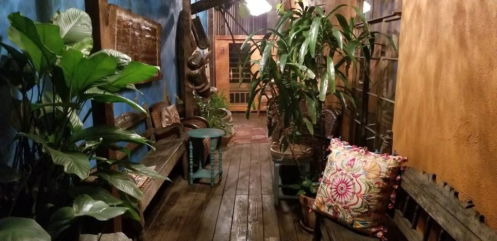 El León Thai Message | restaurant | Los Angeles, CA 90048, USA | 3237829582 OR +1 323-782-9582