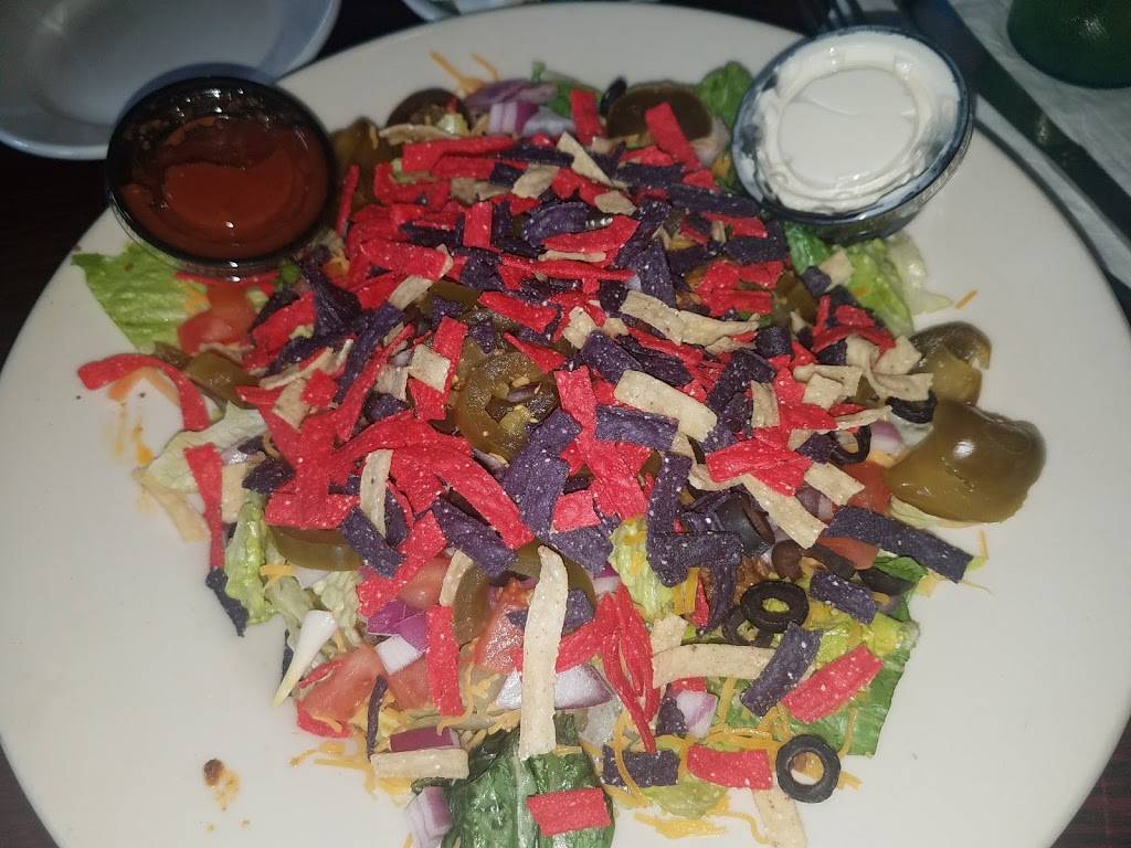 Sunset On The Water | restaurant | N7364 Winnebago Dr, Fond du Lac, WI 54935, USA | 9209224540 OR +1 920-922-4540