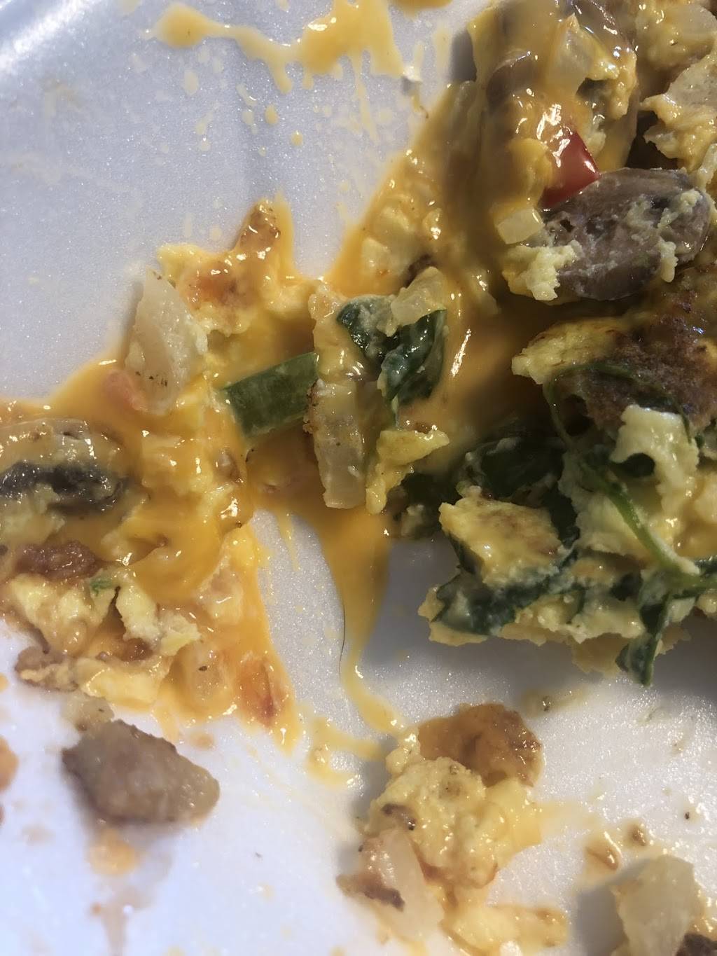 Au Blanc DOeuf | restaurant | 1903 Boulevard René-Laennec, Laval, QC H7M 5E2, Canada | 4506623131 OR +1 450-662-3131