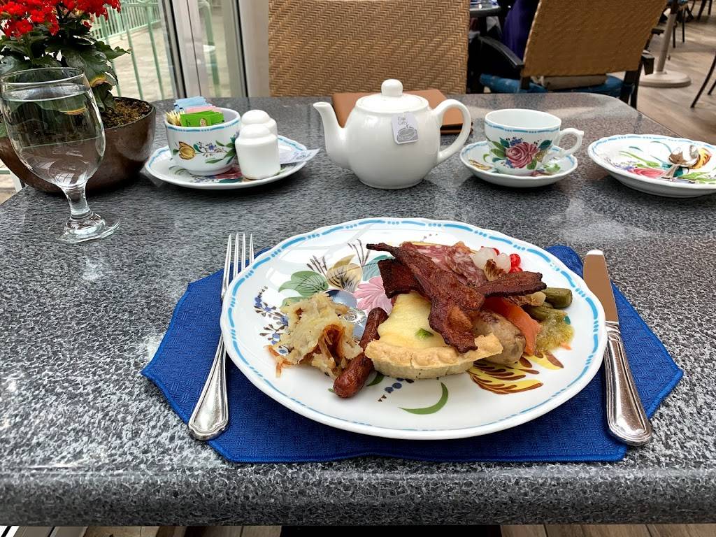 Ludwigs Breakfast | restaurant | 20 Vail Rd, Vail, CO 81657, USA | 9704795461 OR +1 970-479-5461