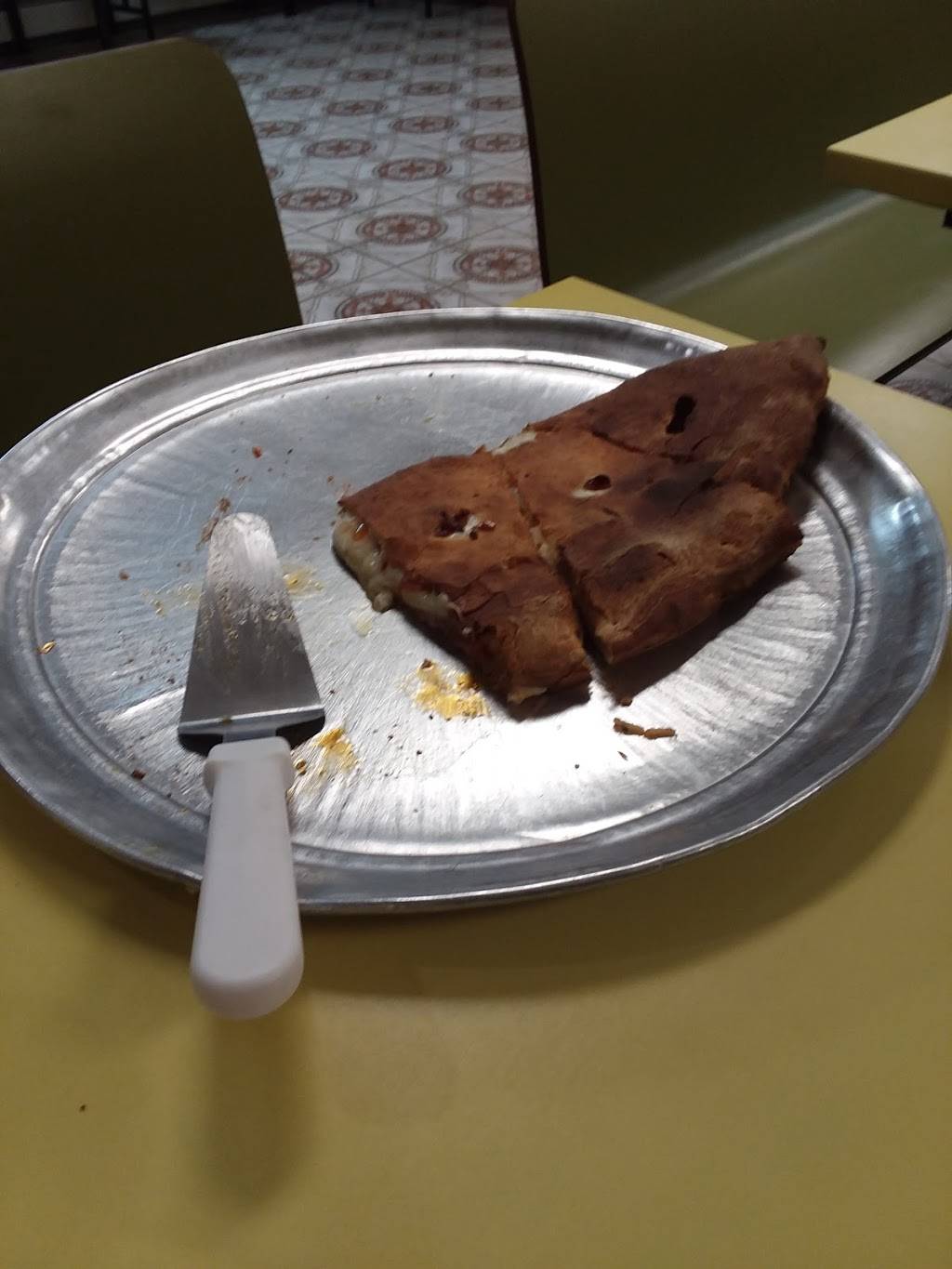 Franks Pizza | restaurant | 4 W Main St, Waynesboro, PA 17268, USA | 7177621129 OR +1 717-762-1129