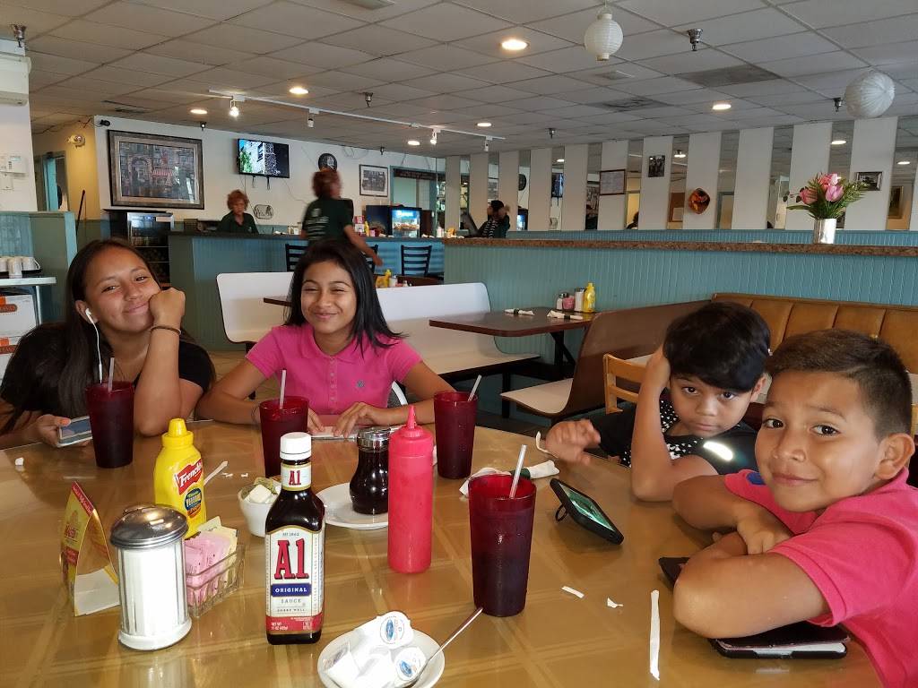 Jans Cafe | restaurant | 4944 10th Ave N, Greenacres, FL 33463, USA | 5615087043 OR +1 561-508-7043