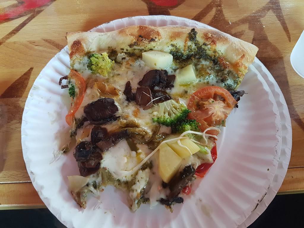 Gracies Pizza | restaurant | 4330 Melrose Ave, Los Angeles, CA 90029, USA | 3236631219 OR +1 323-663-1219