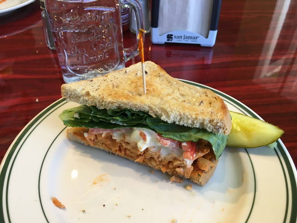 Green Lotus Cafe | cafe | 349 Main St, Hyannis, MA 02601, USA | 5087751067 OR +1 508-775-1067