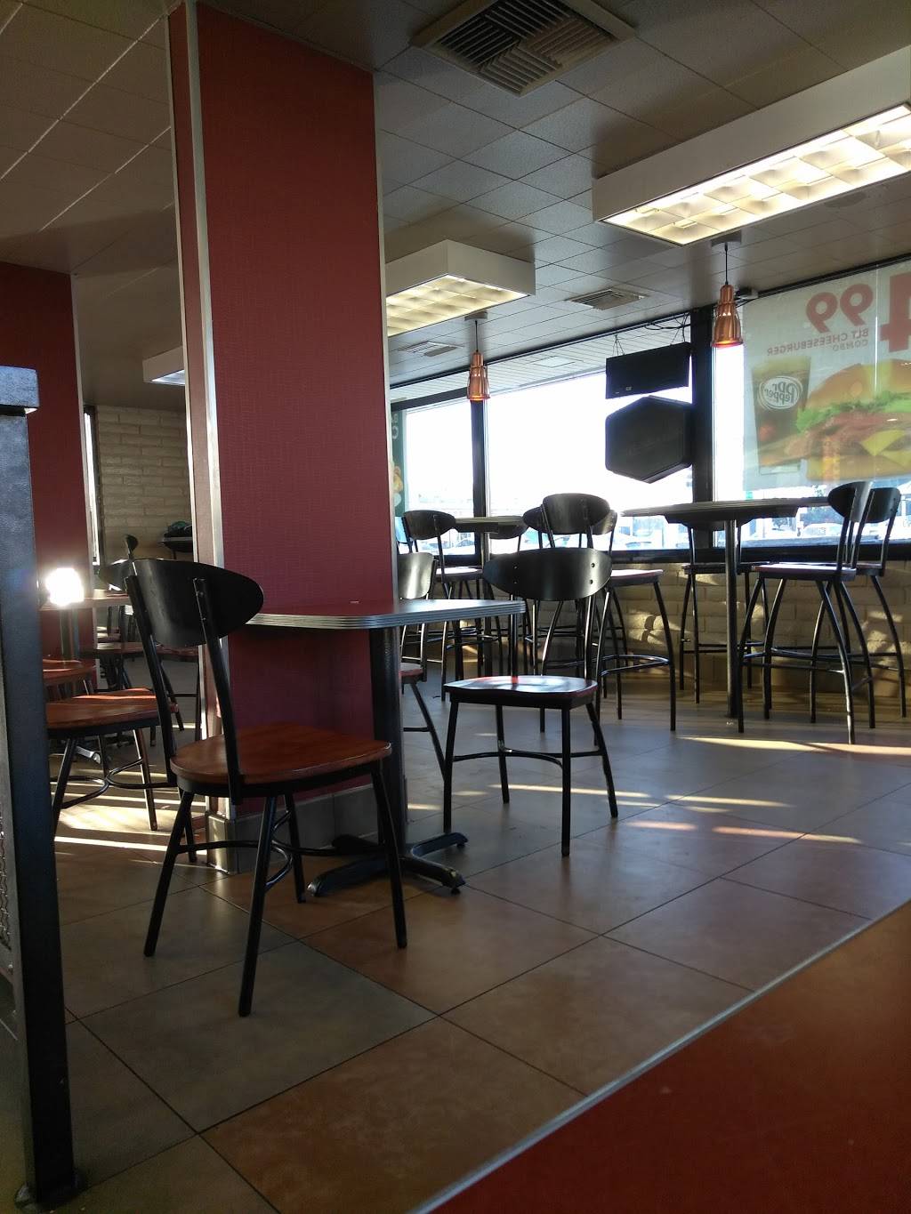 Jack in the Box | restaurant | 3700 E Slauson Ave, Maywood, CA 90270, USA | 3235826622 OR +1 323-582-6622