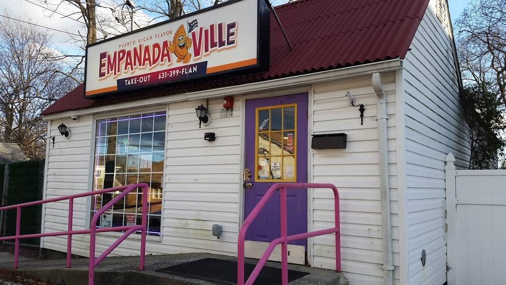 EmpanadaVille | meal takeaway | 374 Neighborhood Rd, Mastic Beach, NY 11951, USA | 6313993526 OR +1 631-399-3526