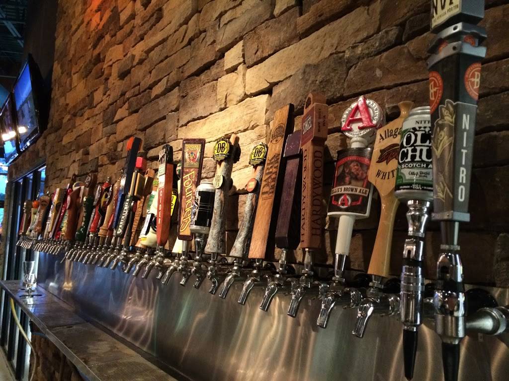 Sedona Taphouse | restaurant | Westchester Commons, 15732 WC Main St, Midlothian, VA 23113, USA | 8043790037 OR +1 804-379-0037