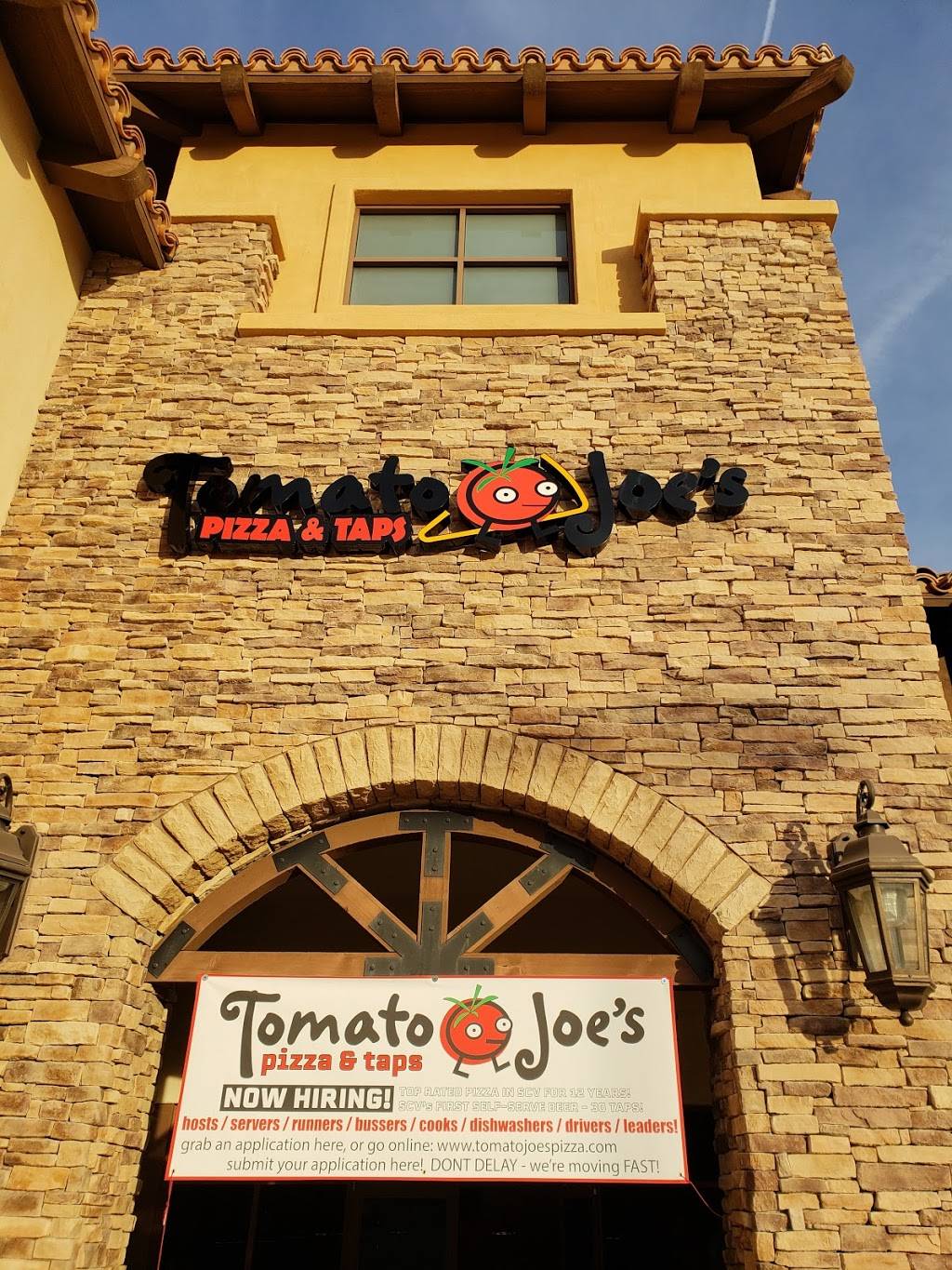 Tomato Joes Pizza & Taps | restaurant | 19167 Golden Valley Rd, Santa Clarita, CA 91387, USA | 6612507550 OR +1 661-250-7550
