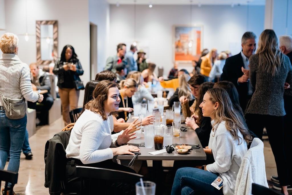 The Pancake Pantry - Nashville | restaurant | 220 Molloy St, Nashville, TN 37201, USA | 6153839026 OR +1 615-383-9026