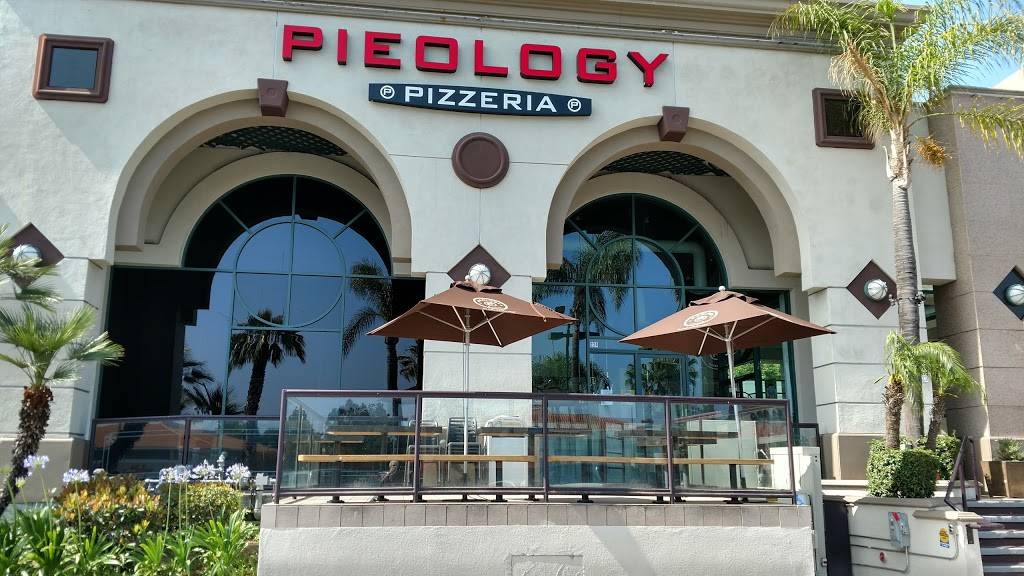 Pieology Pizzeria Encino, CA | restaurant | 17200 Ventura Blvd #224, Encino, CA 91316, USA | 8185283218 OR +1 818-528-3218