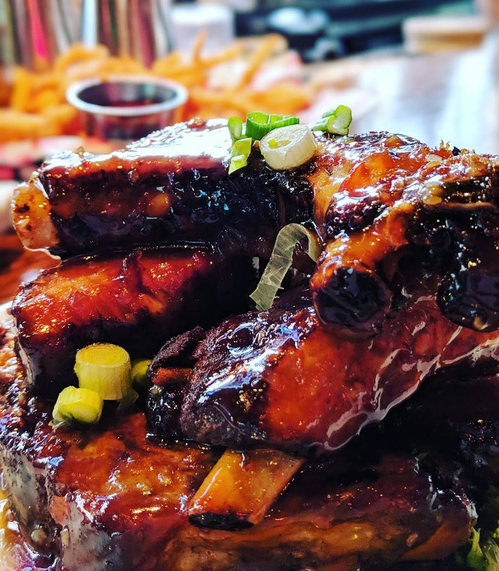 Buckleys in Belltown | restaurant | 2331 2nd Ave, Seattle, WA 98121, USA | 2065888879 OR +1 206-588-8879