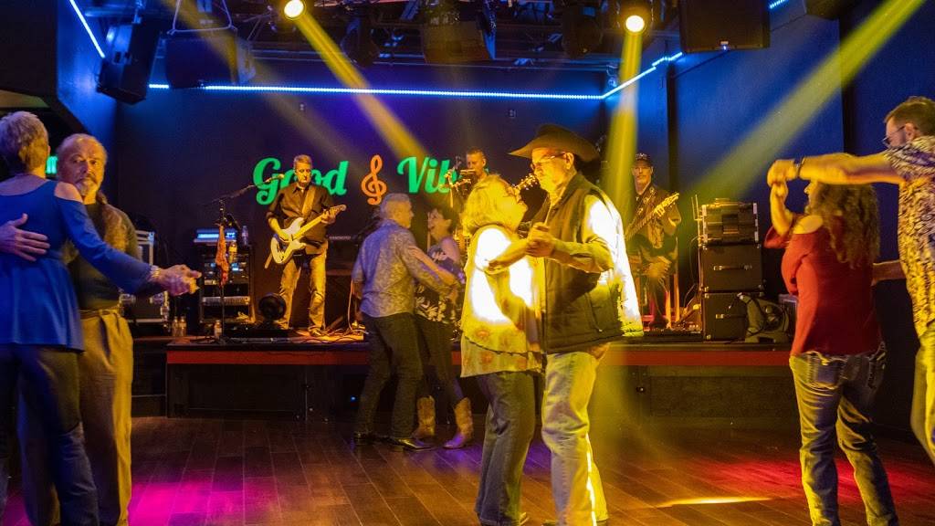 Good Vibes Bar ? Grill | restaurant | 2121 Buckingham Rd, Richardson, TX 75081, USA | 9727077797 OR +1 972-707-7797