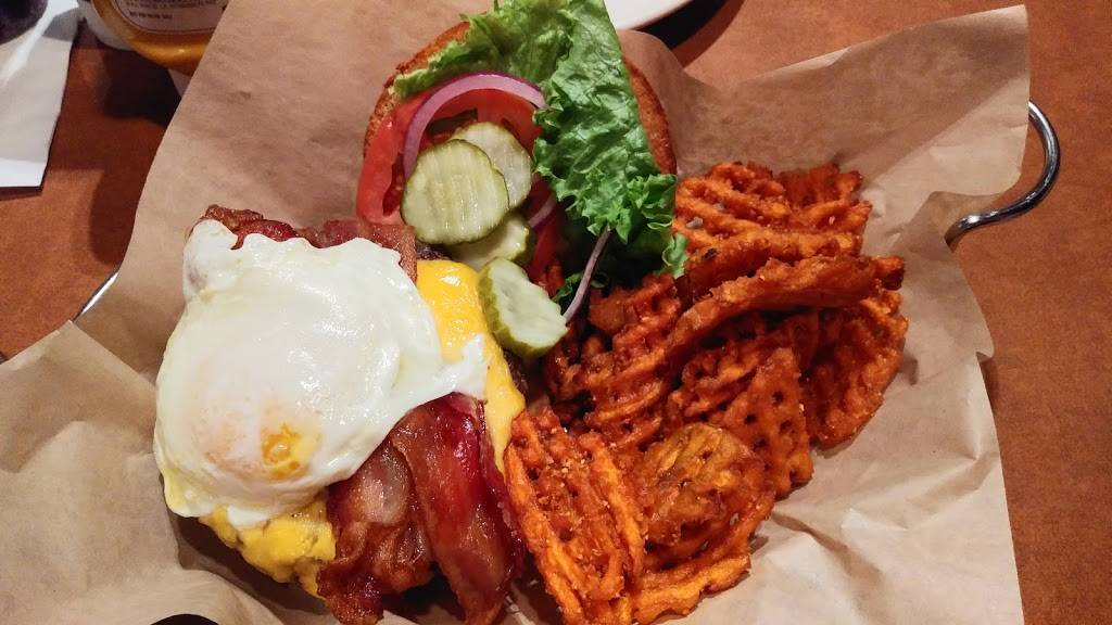 Spartan Hall of Fame Café | restaurant | 1601 Lake Lansing Rd, East Lansing, MI 48823, USA | 5173374680 OR +1 517-337-4680