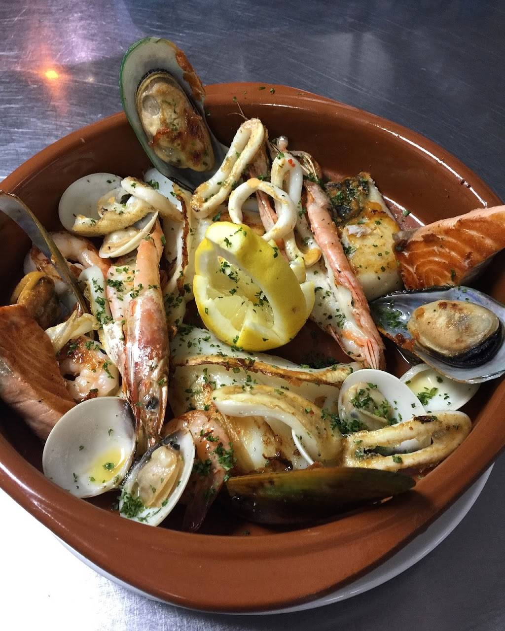 El Manchego Restaurant | restaurant | 2500 SW 107th Ave #1, Miami, FL 33165, USA | 7865425260 OR +1 786-542-5260