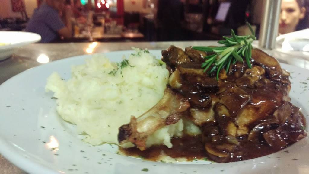 Madis Steakhouse | restaurant | 22341 Marine View Dr S, Des Moines, WA 98198, USA | 2062126344 OR +1 206-212-6344