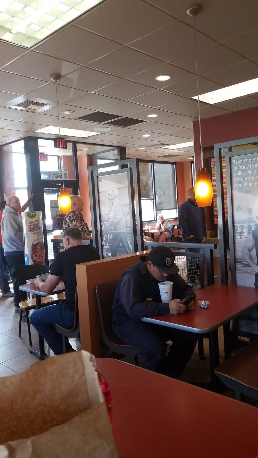 Jack in the Box | restaurant | 6001 Goodyear Rd, Benicia, CA 94510, USA | 7077510371 OR +1 707-751-0371