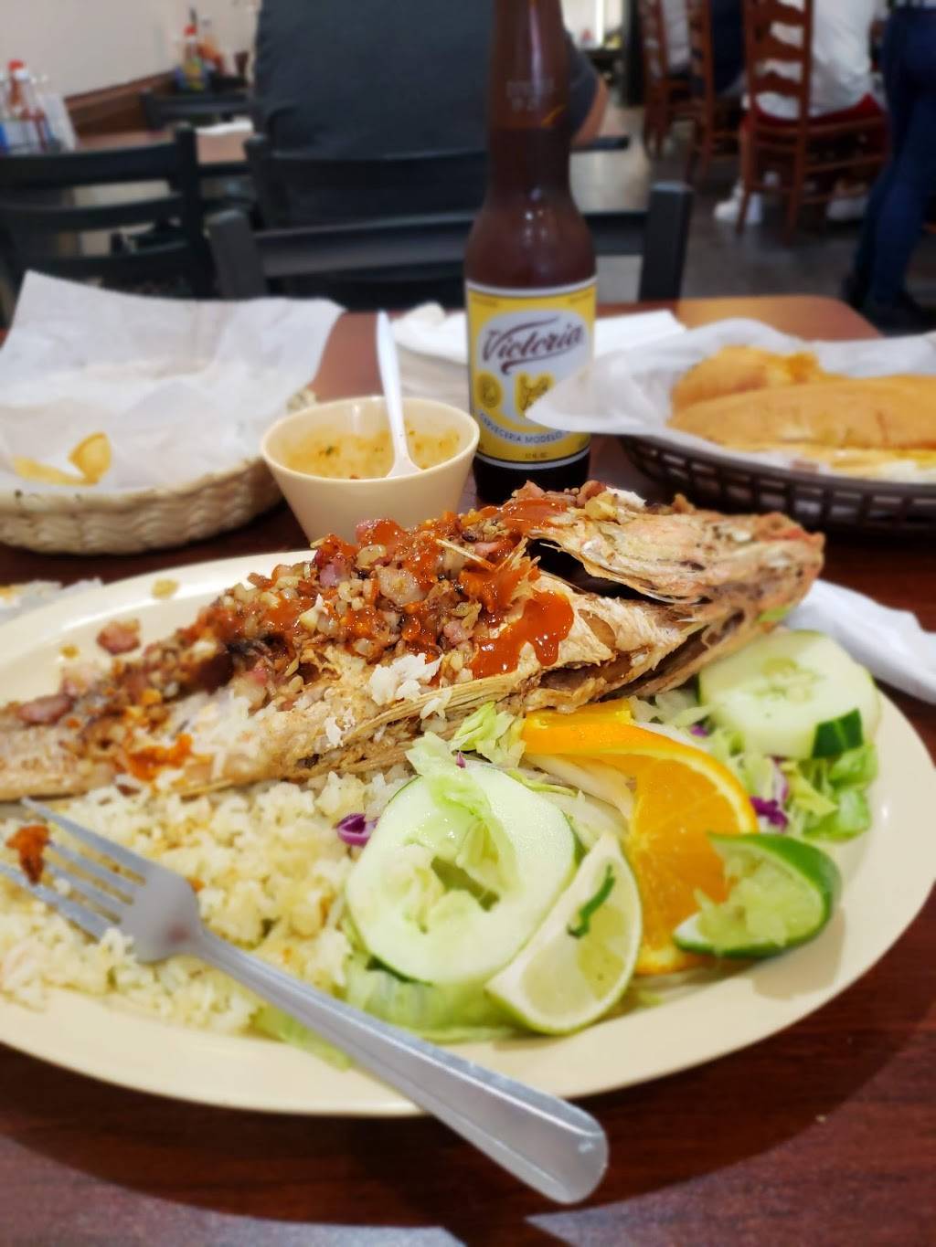 El Tecolote Restaurant | restaurant | 3519 W 26th St, Chicago, IL 60623, USA | 7732771490 OR +1 773-277-1490