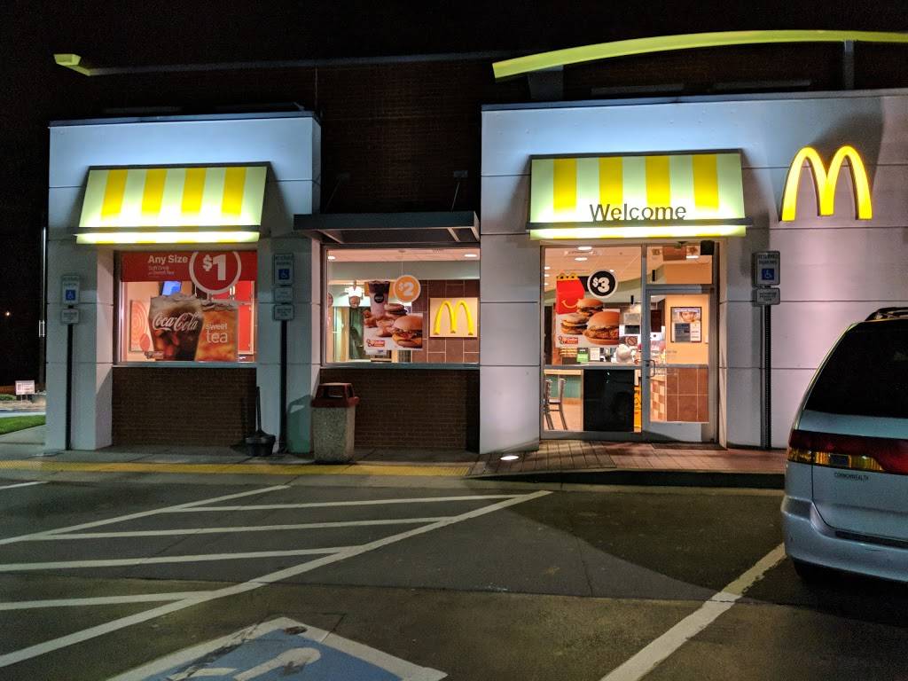 McDonalds | cafe | 2301 Central Ave, Charlotte, NC 28205, USA | 7043757587 OR +1 704-375-7587
