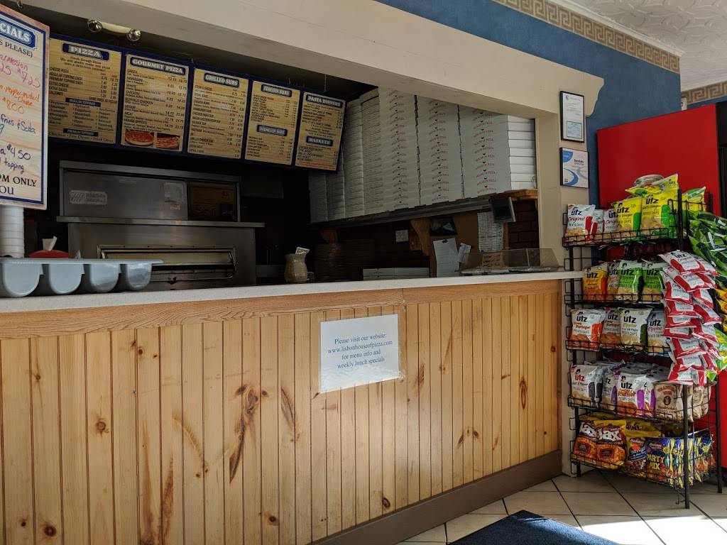 Lisbon House of Pizza | restaurant | 688 Lisbon St, Lisbon Falls, ME 04252, USA | 2073536114 OR +1 207-353-6114