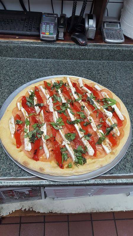 Locust Valley Pizza Cafe | restaurant | 192 Forest Ave, Locust Valley, NY 11560, USA | 5166763370 OR +1 516-676-3370