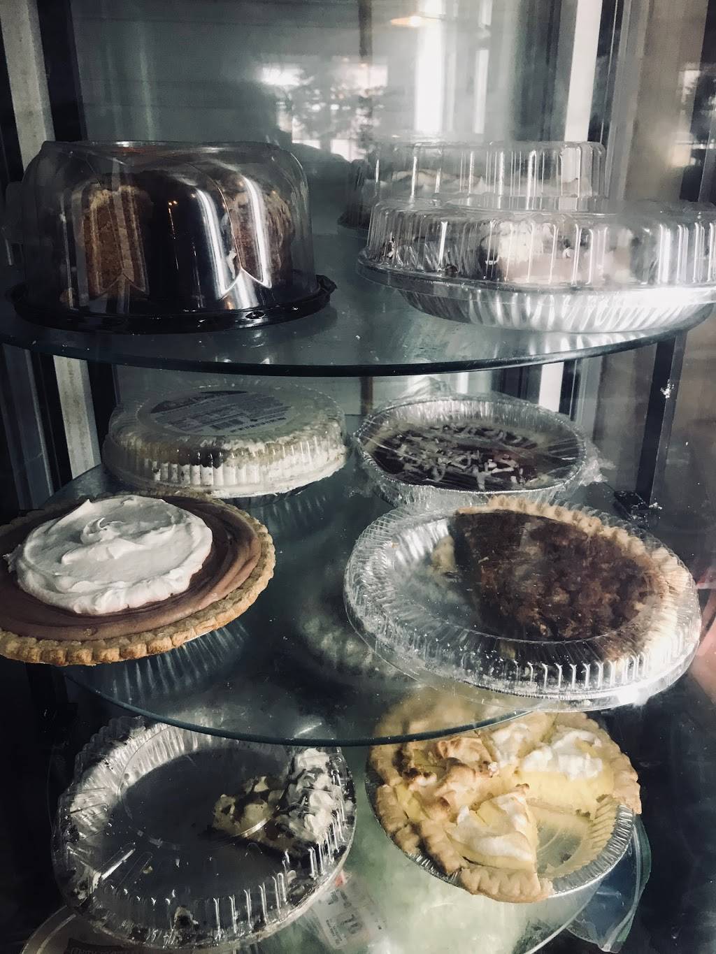 SAMS Corner Restaurant | restaurant | TN-56 &, Phipps St, Coalmont, TN 37313, USA | 9315927267 OR +1 931-592-7267