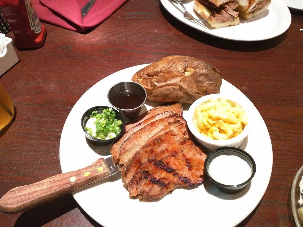 Rosies BBQ and Grillery | restaurant | 8930 Corbin Ave, Northridge, CA 91324, USA | 8183493055 OR +1 818-349-3055