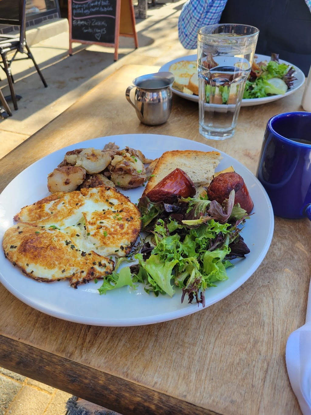 Winkel | restaurant | 1119 Locust St, Philadelphia, PA 19107, USA | 2676393453 OR +1 267-639-3453