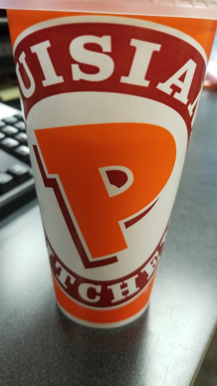 Popeyes Louisiana Kitchen | restaurant | 1301 W Broadway Ave, Minneapolis, MN 55411, USA | 6125843175 OR +1 612-584-3175