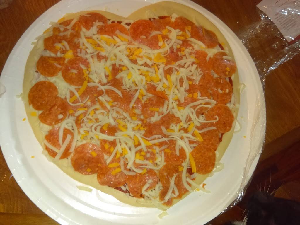 Papa Murphys | Take N Bake Pizza | meal takeaway | 2404 N Main St, Hutchinson, KS 67502, USA | 6206639600 OR +1 620-663-9600