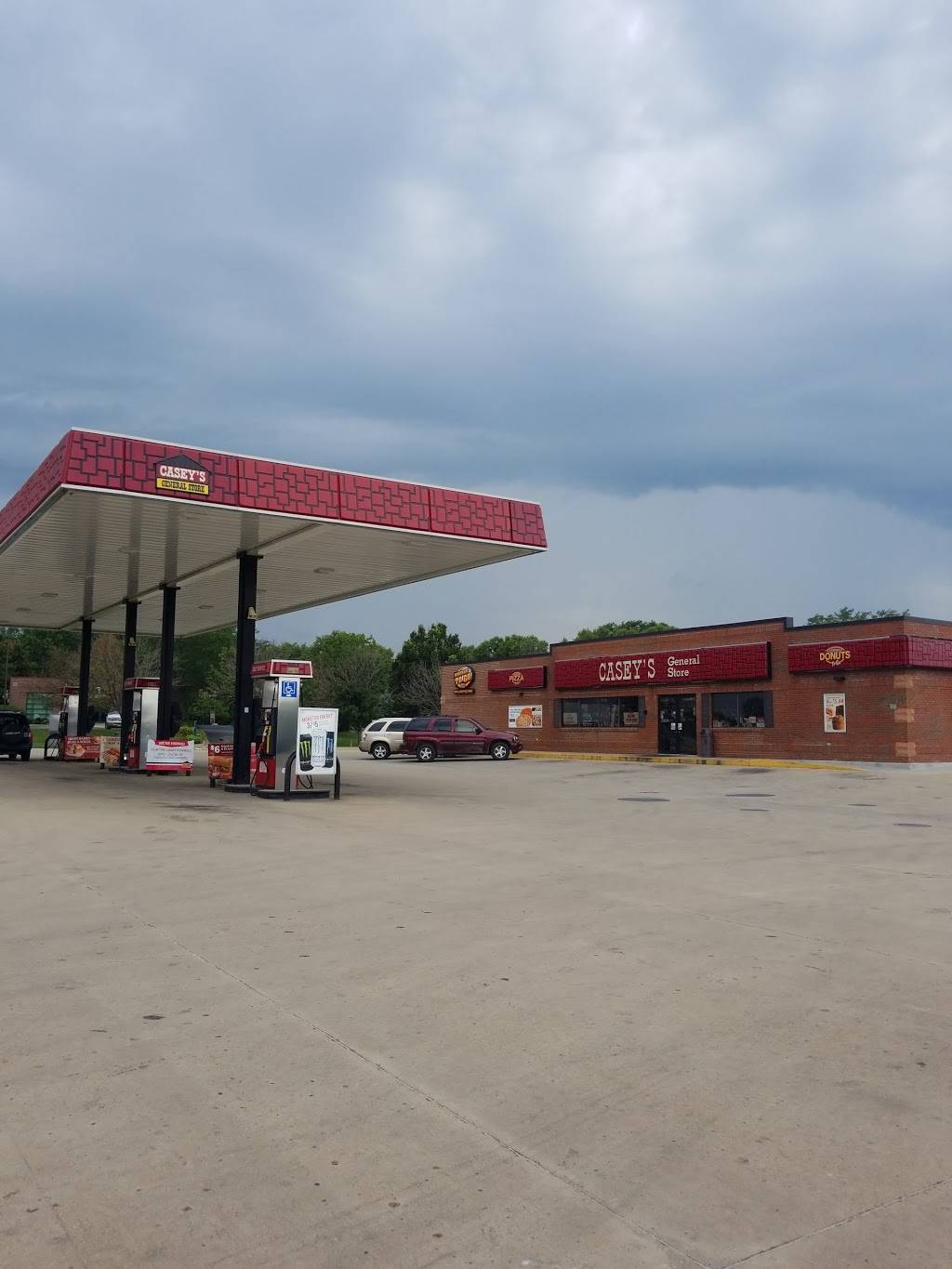 Caseys | meal takeaway | 12545 E Taylor St E, IL-1 #17, Grant Park, IL 60940, USA | 8154652295 OR +1 815-465-2295